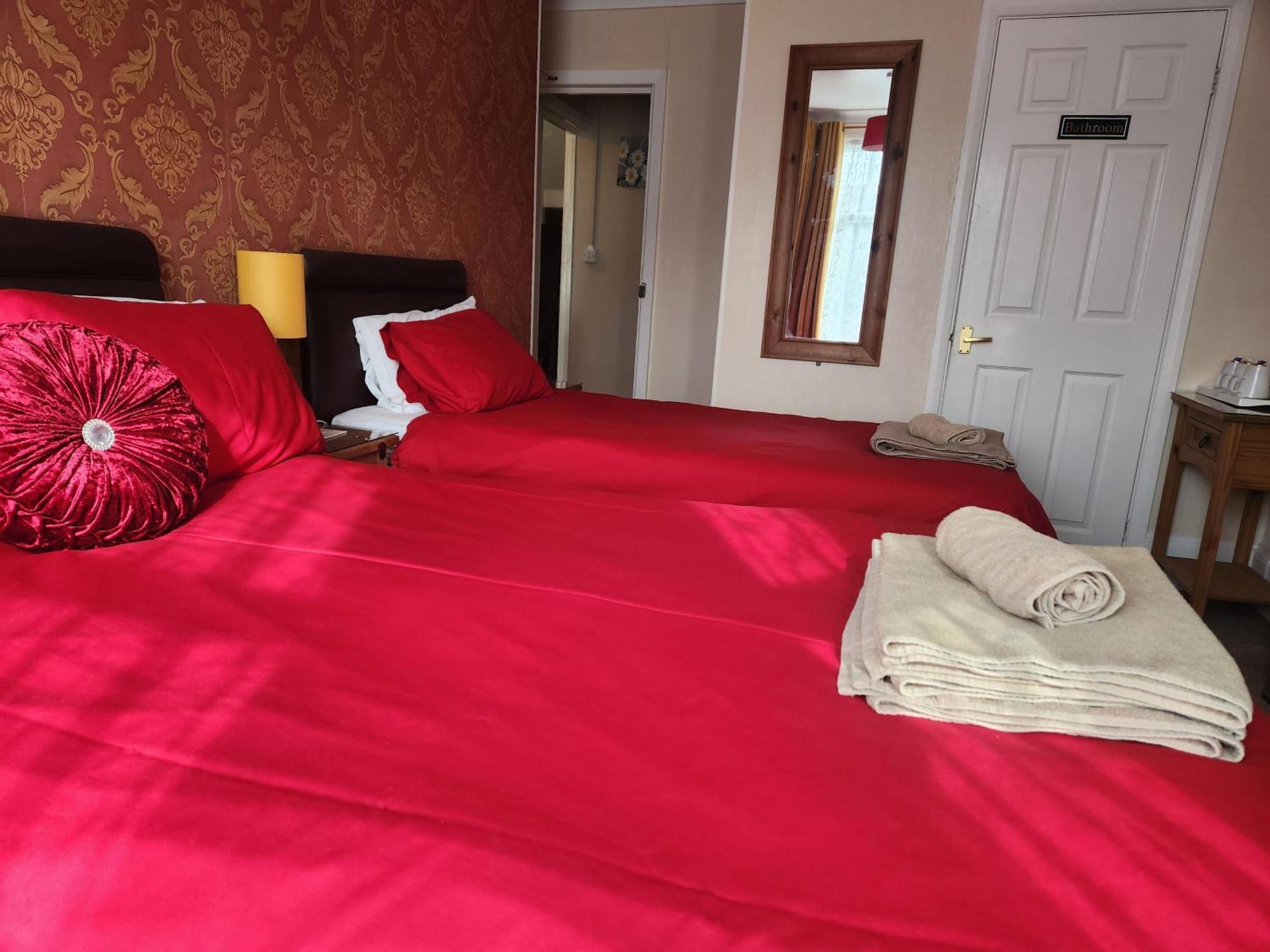 Twin Palms Guesthouse Great Yarmouth Eksteriør billede