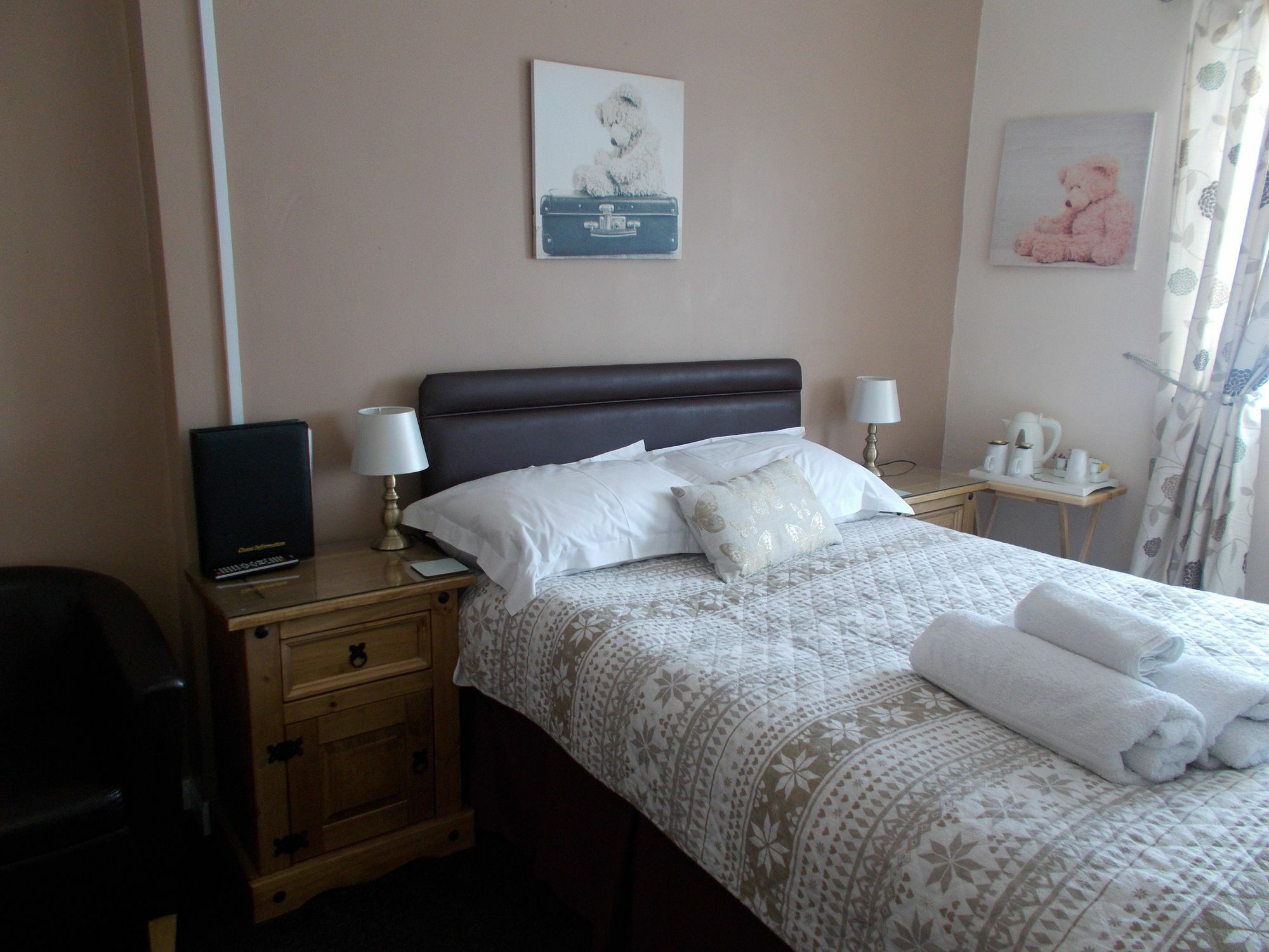 Twin Palms Guesthouse Great Yarmouth Eksteriør billede